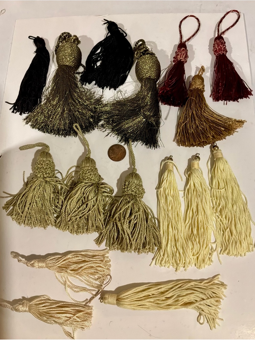 Assorted Decorative Tassels - Picture 4 of 4